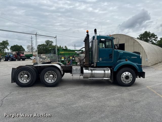 Image of Kenworth T800B equipment image 3