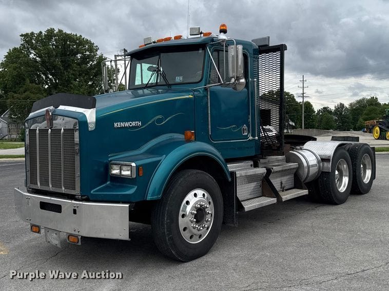 1994 Kenworth T800B Equipment Image0