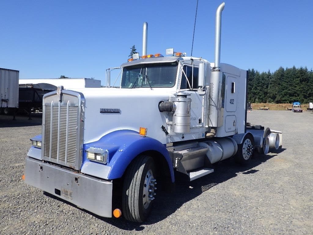 Image of Kenworth W900 Primary image
