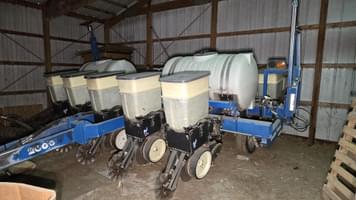 Main image Kinze 2000