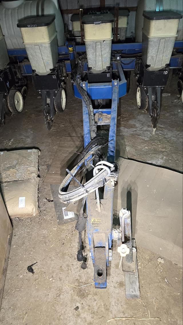 Image of Kinze 2000 equipment image 4