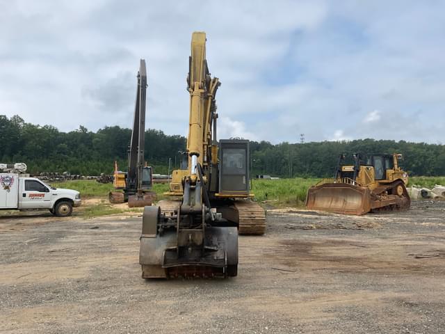 Image of Komatsu PC220LC equipment image 1