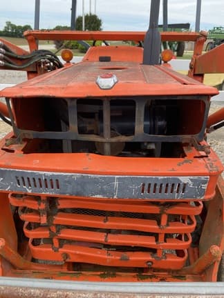 Image of Kubota L2350 equipment image 4