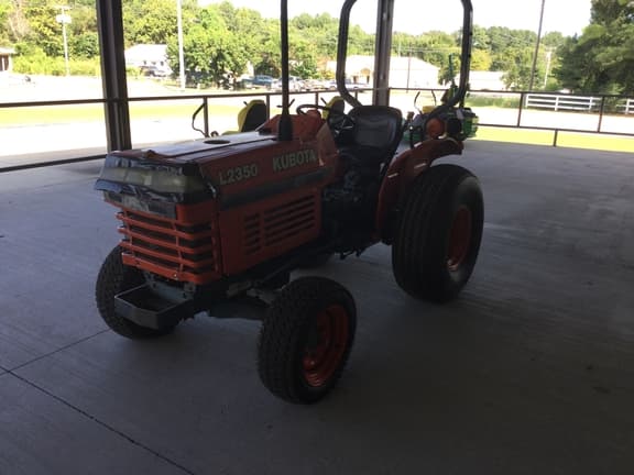Image of Kubota L2350 equipment image 1