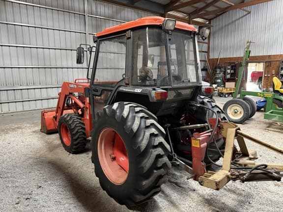 Image of Kubota L4200 equipment image 3
