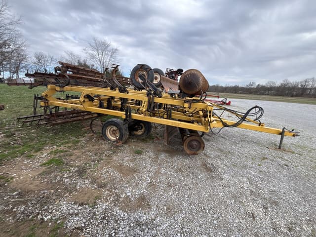 Image of Landoll 875-25 equipment image 1