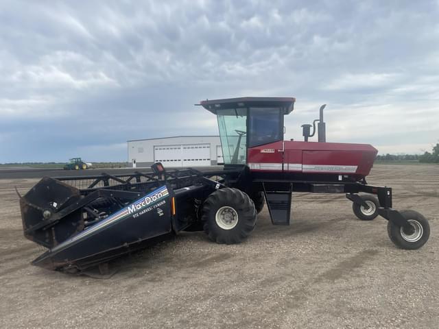 Image of MacDon 9000 equipment image 1