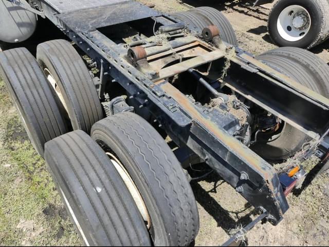 Image of Mack CH613 equipment image 4