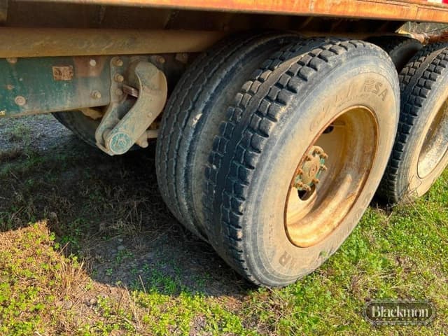 Image of Mack CH613 equipment image 3