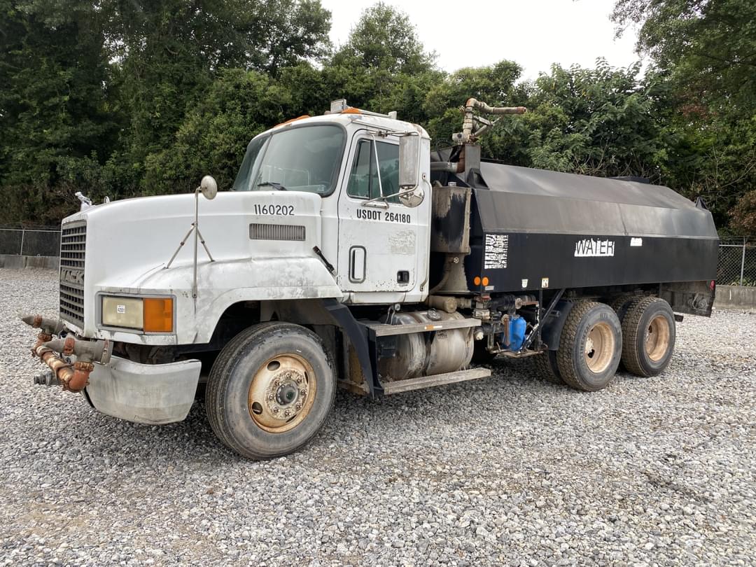 Image of Mack CH613 Primary image