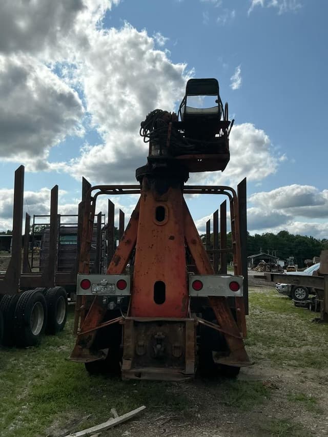 Image of Mack RD688S equipment image 2