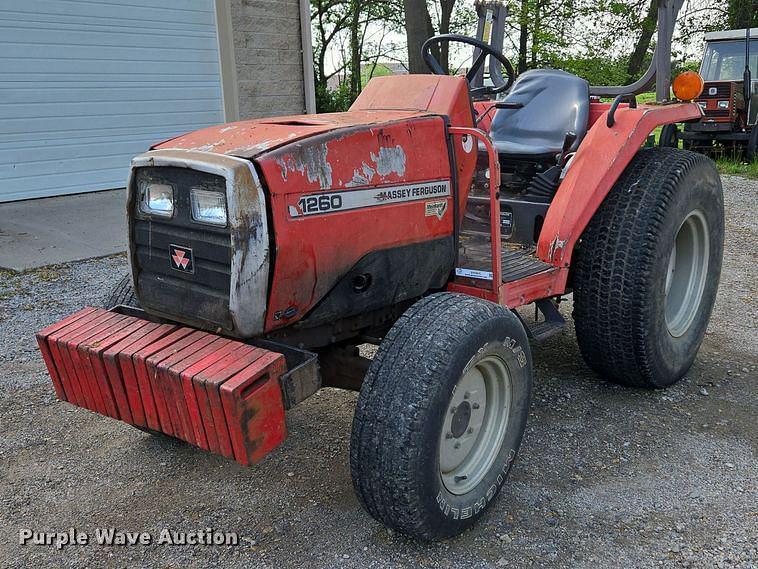 Image of Massey Ferguson 1260 Primary image