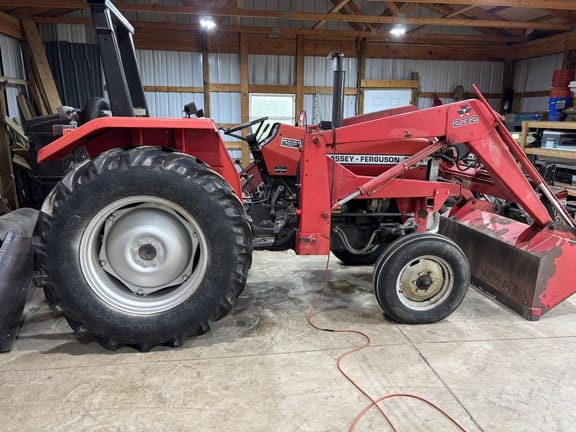 Main image Massey Ferguson 231