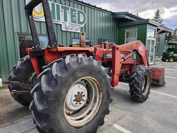 Image of Massey Ferguson 390 equipment image 3