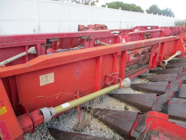 Image of Massey Ferguson 883 equipment image 4