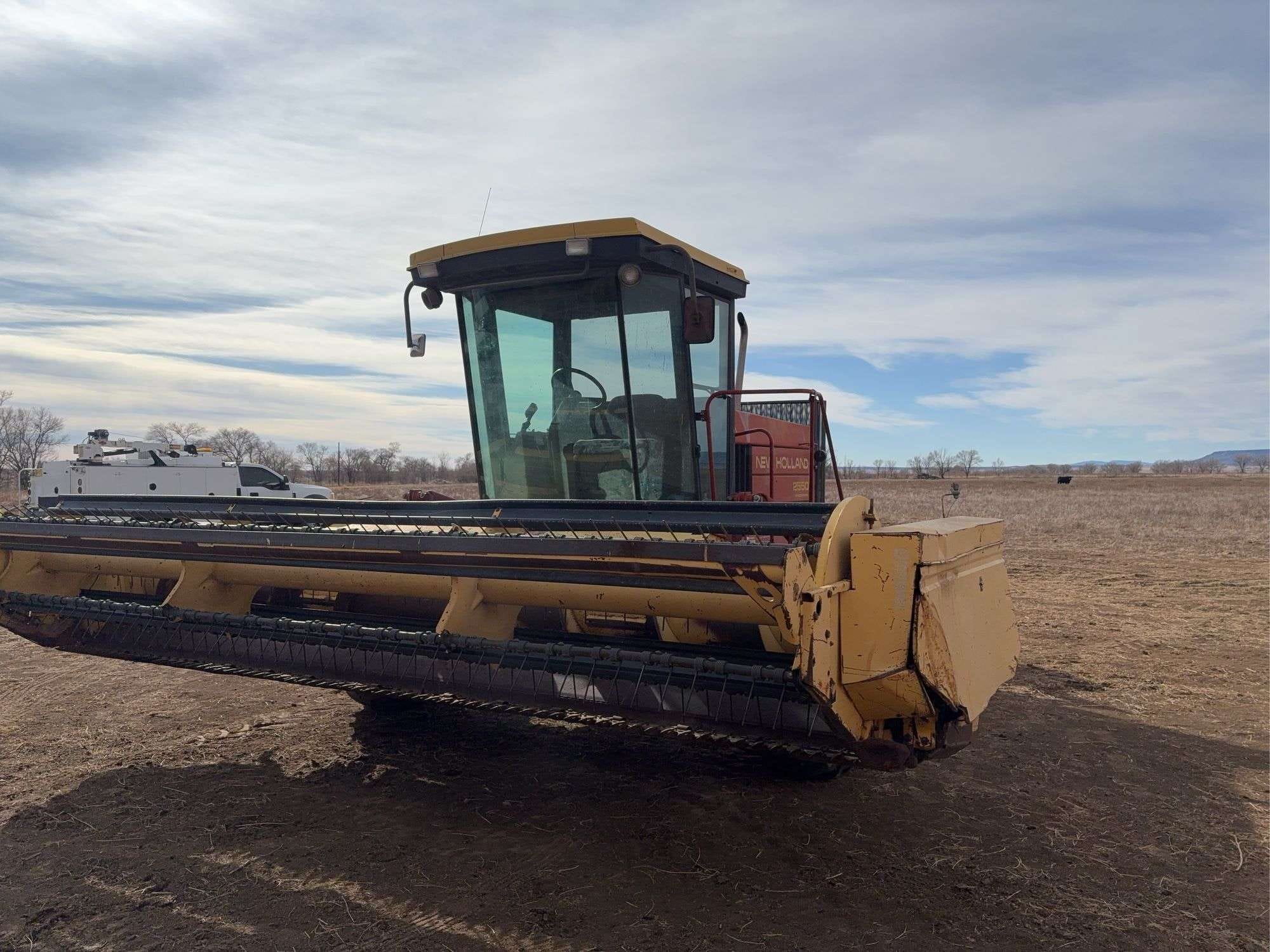 1994 New Holland 2550 Equipment Image0