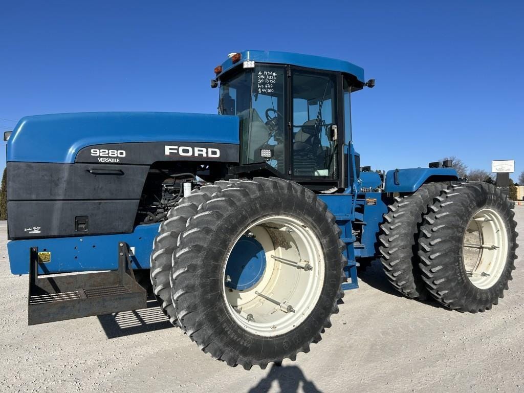 1994 New Holland 9280 Equipment Image0
