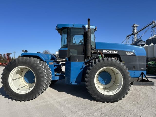 Image of New Holland 9280 equipment image 3