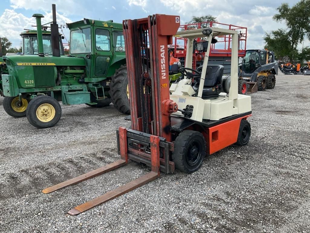 1994 Nissan  KPH02A25PV Equipment Image0