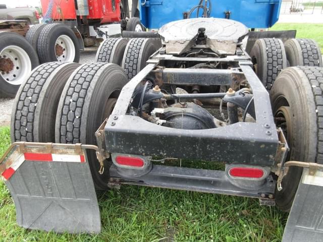 Image of Peterbilt 379 equipment image 2