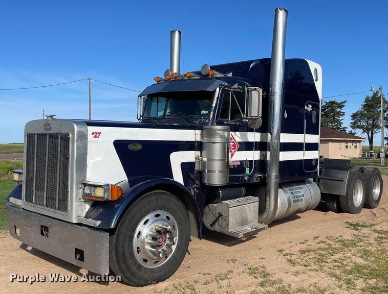 Main image Peterbilt 379