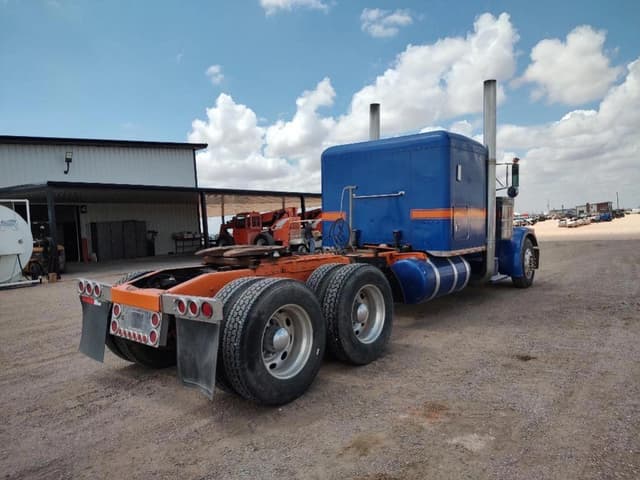 Image of Peterbilt 379 equipment image 4