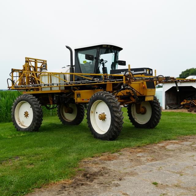 Image of Ag-Chem RoGator 664 equipment image 3