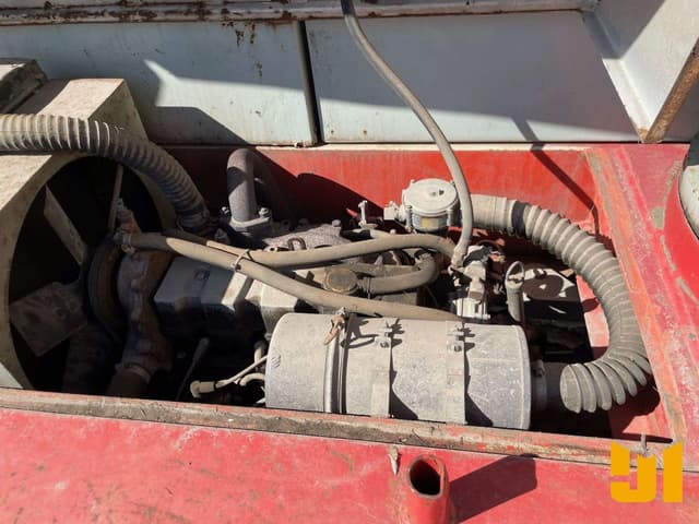 Image of SHUTTLELIFT 3330ELB  equipment image 1