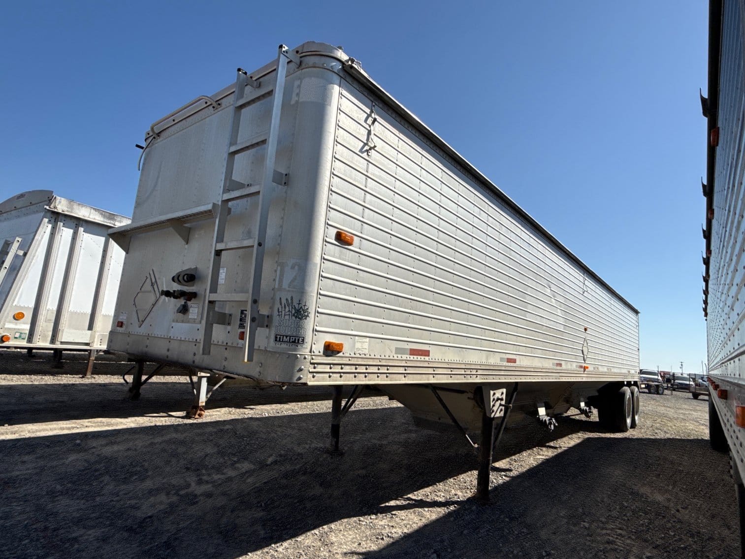 1994 Timpte Super Hopper Equipment Image0