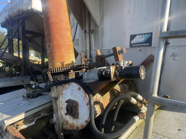 Image of Warren Feed Trailer equipment image 2