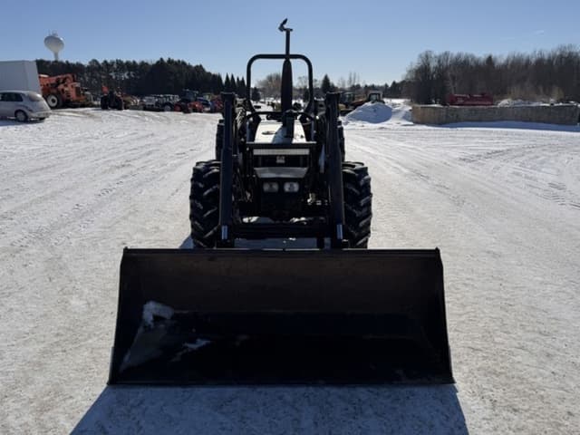 Image of White 6065 equipment image 1