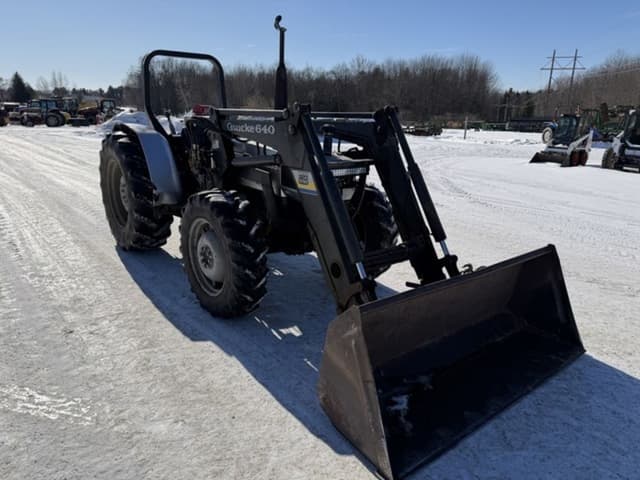 Image of White 6065 equipment image 2