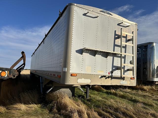 Image of Wilson Grain Trailer equipment image 2