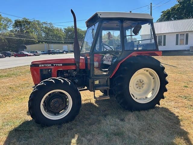 Image of Zetor 7745 equipment image 2