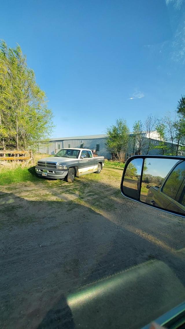 Image of Dodge Ram 1500 equipment image 1