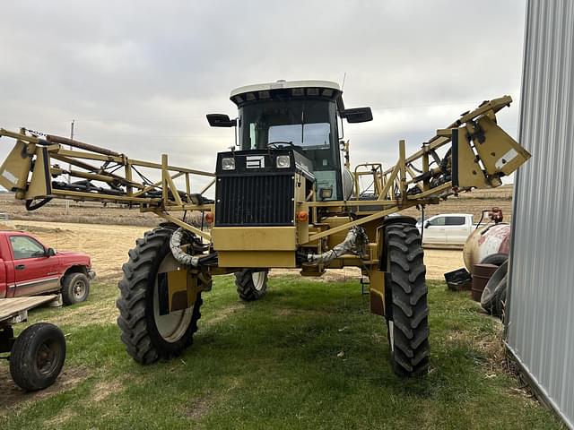 Image of Ag-Chem RoGator 854 equipment image 1