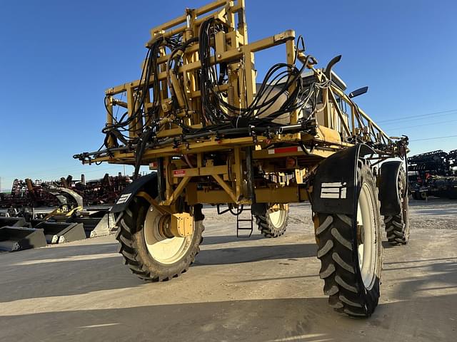 Image of Ag-Chem RoGator 854 equipment image 2