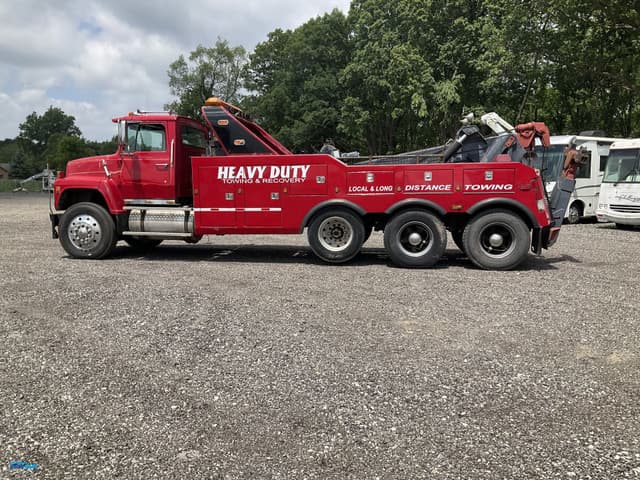 Image of Ford LN9000 equipment image 1