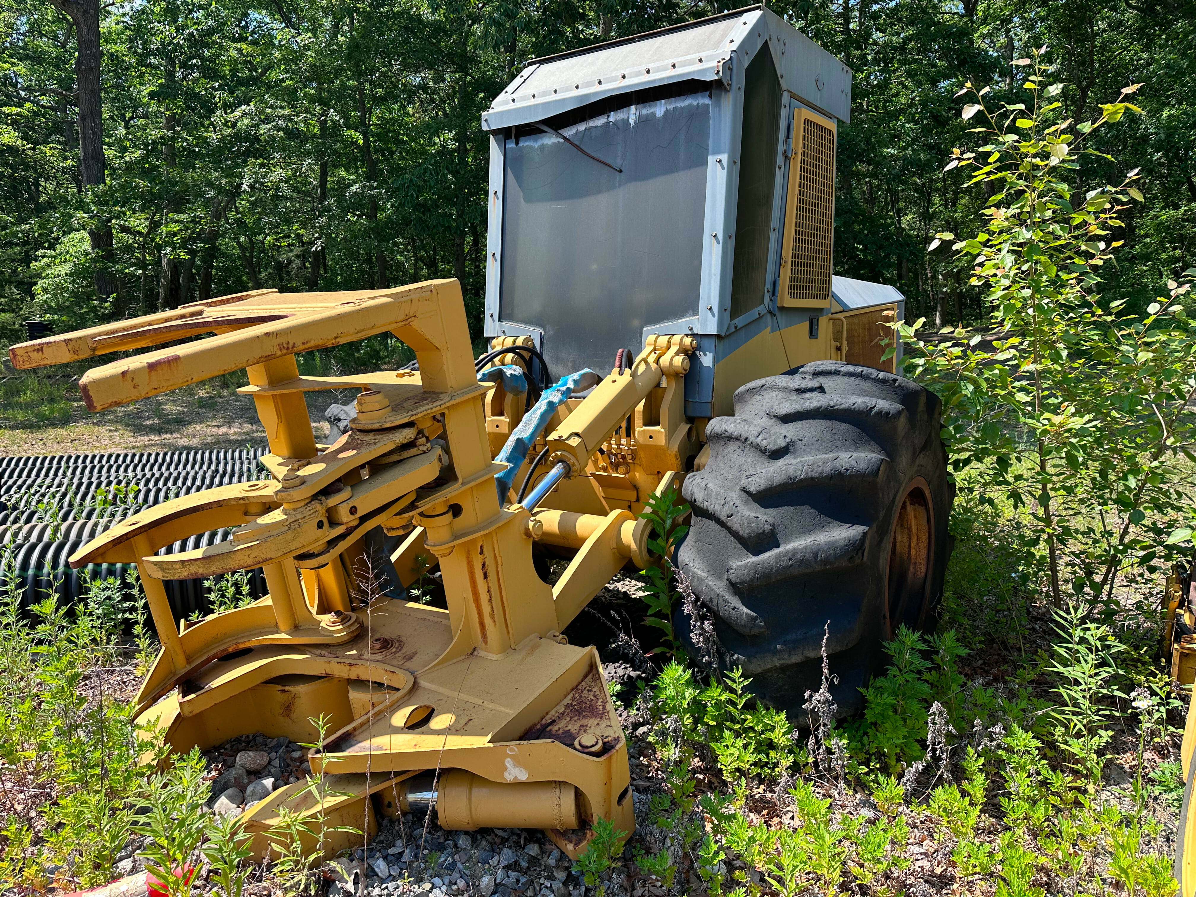 1995 Blount HYDRO-AX 321 Equipment Image0