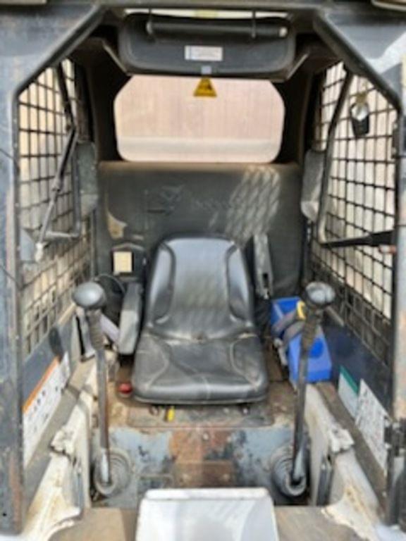 Image of Bobcat 773 equipment image 4