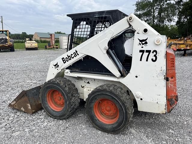 Image of Bobcat 773 equipment image 2