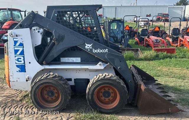 Image of Bobcat 773 equipment image 3