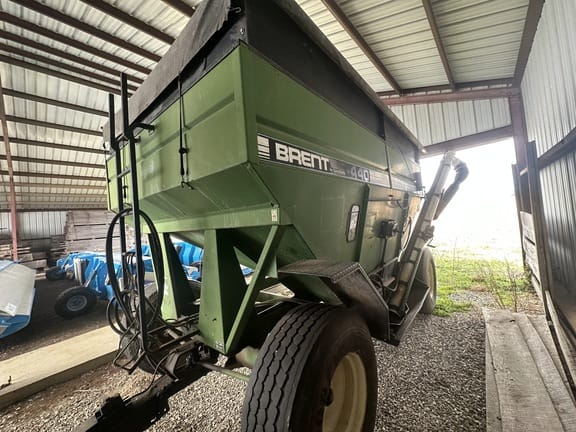 1995 Brent 440 Equipment Image0