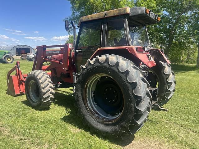 Image of Case IH 5240 equipment image 2