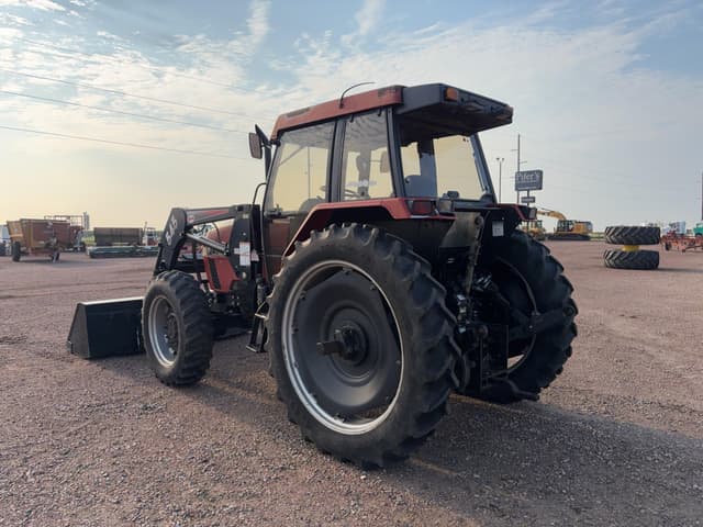 Image of Case IH 5240 equipment image 4