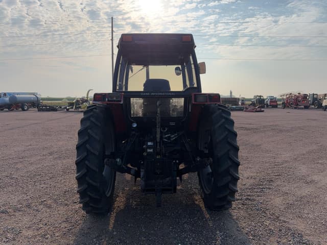 Image of Case IH 5240 equipment image 3