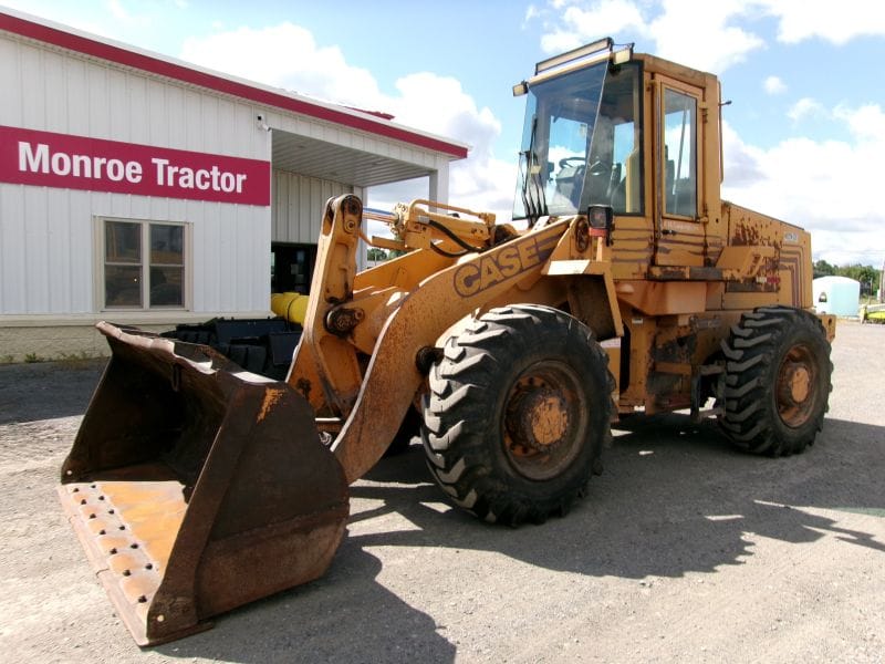 1995 Case 621B Equipment Image0