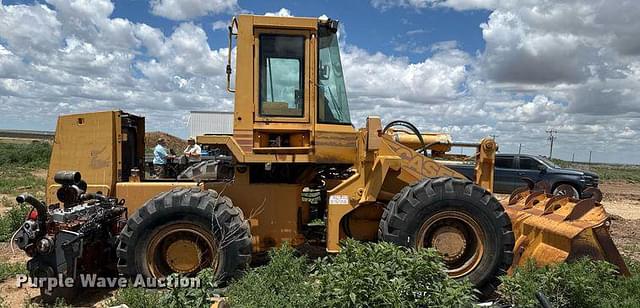 Image of Case 721B equipment image 3