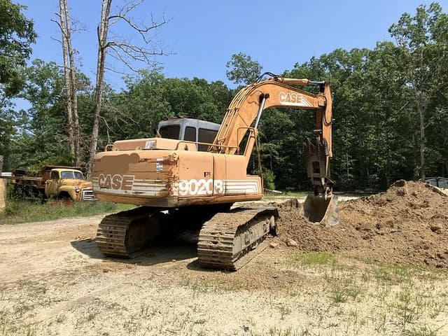 Image of Case 9020B equipment image 2