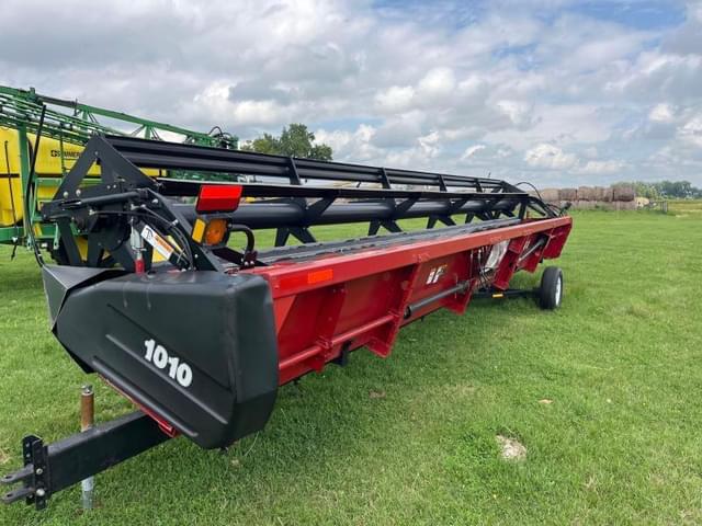 Image of Case IH 1010 equipment image 2